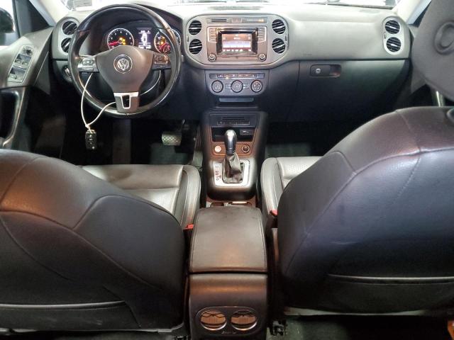 Parquets VOLKSWAGEN TIGUAN 2016 Czarny