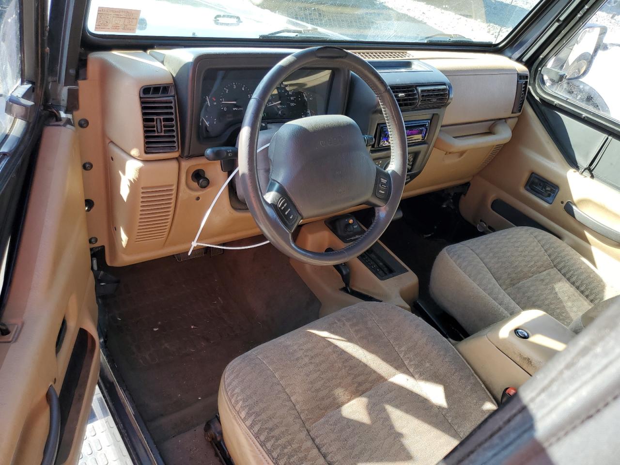 1999 Jeep Wrangler / Tj Sport VIN: 1J4FY19S6XP445867 Lot: 62223125