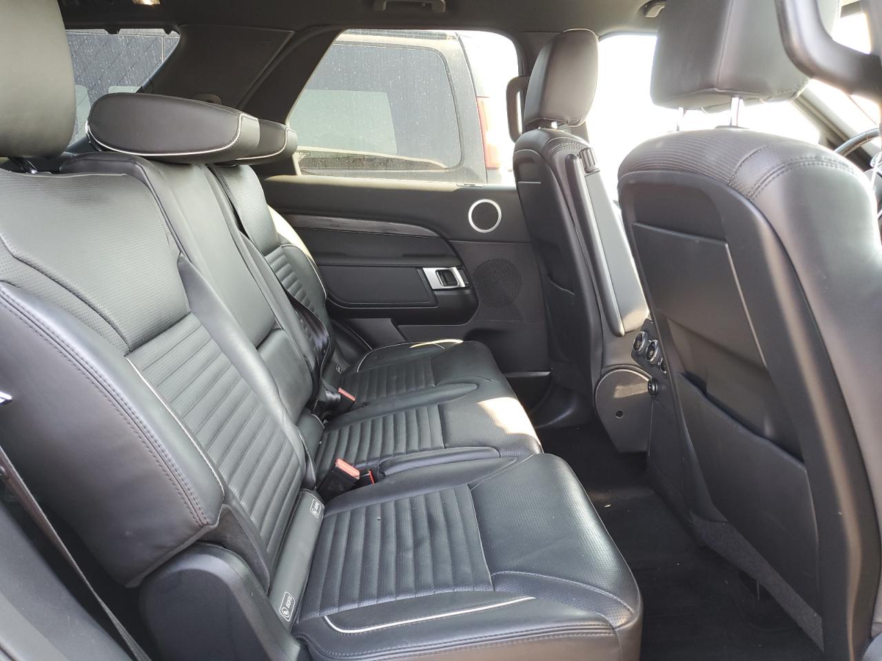 2017 Land Rover Discovery Hse VIN: SALRRBBV4HA044339 Lot: 61141155