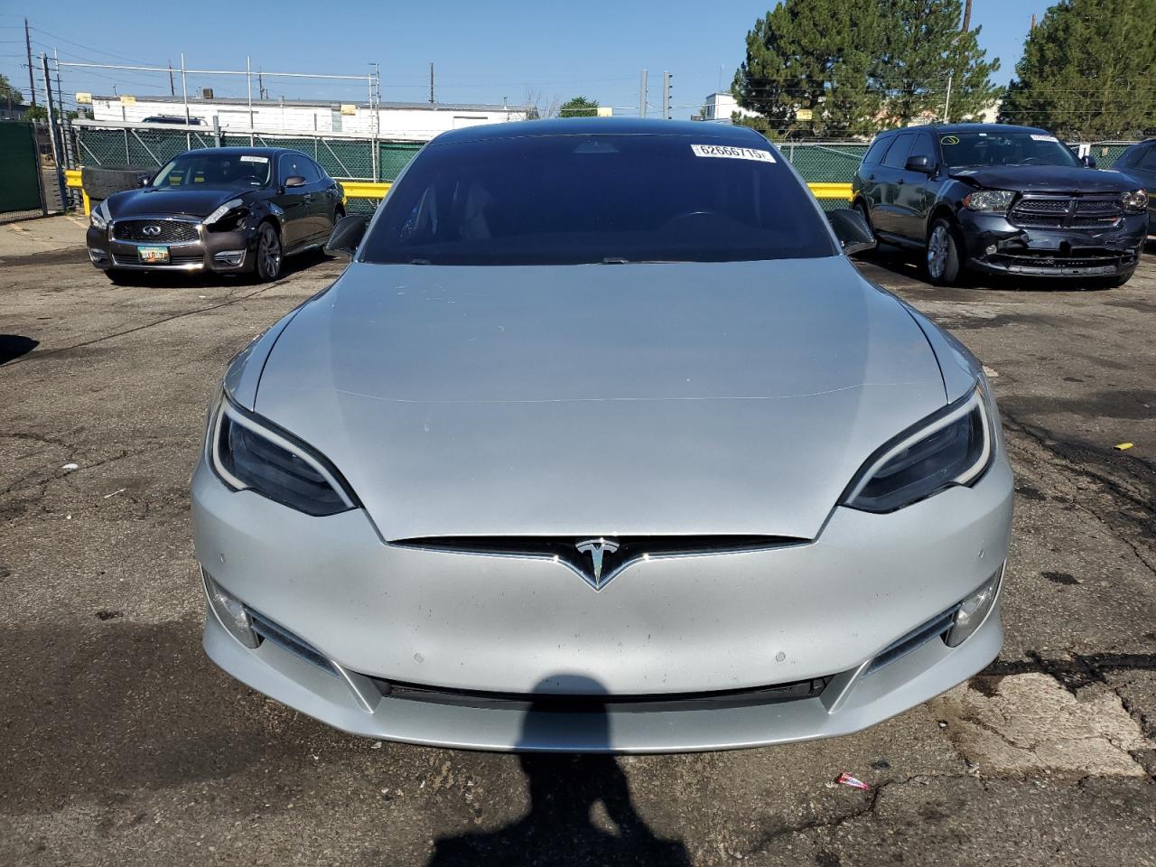TESLA MODEL S 2018 VIN 5YJSA1E26JF261397 zdjęcie 5