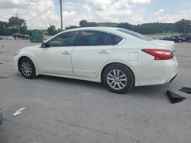 Sedans NISSAN ALTIMA 2016 Biały