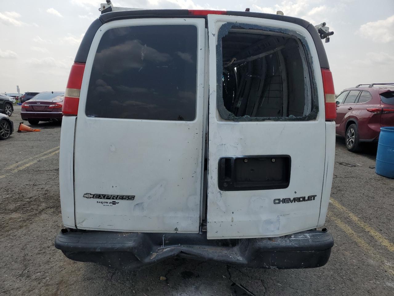 2006 Chevrolet Express G3500 VIN: 1GCHG39U661268110 Lot: 60408045