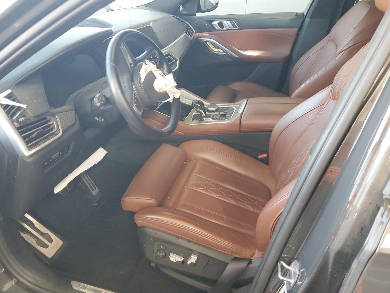 5UXCY8C04M9H56319 2021 BMW X6 M50I