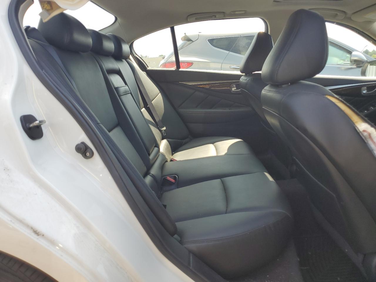 2018 Infiniti Q50 Luxe VIN: JN1EV7AR9JM440230 Lot: 61728715