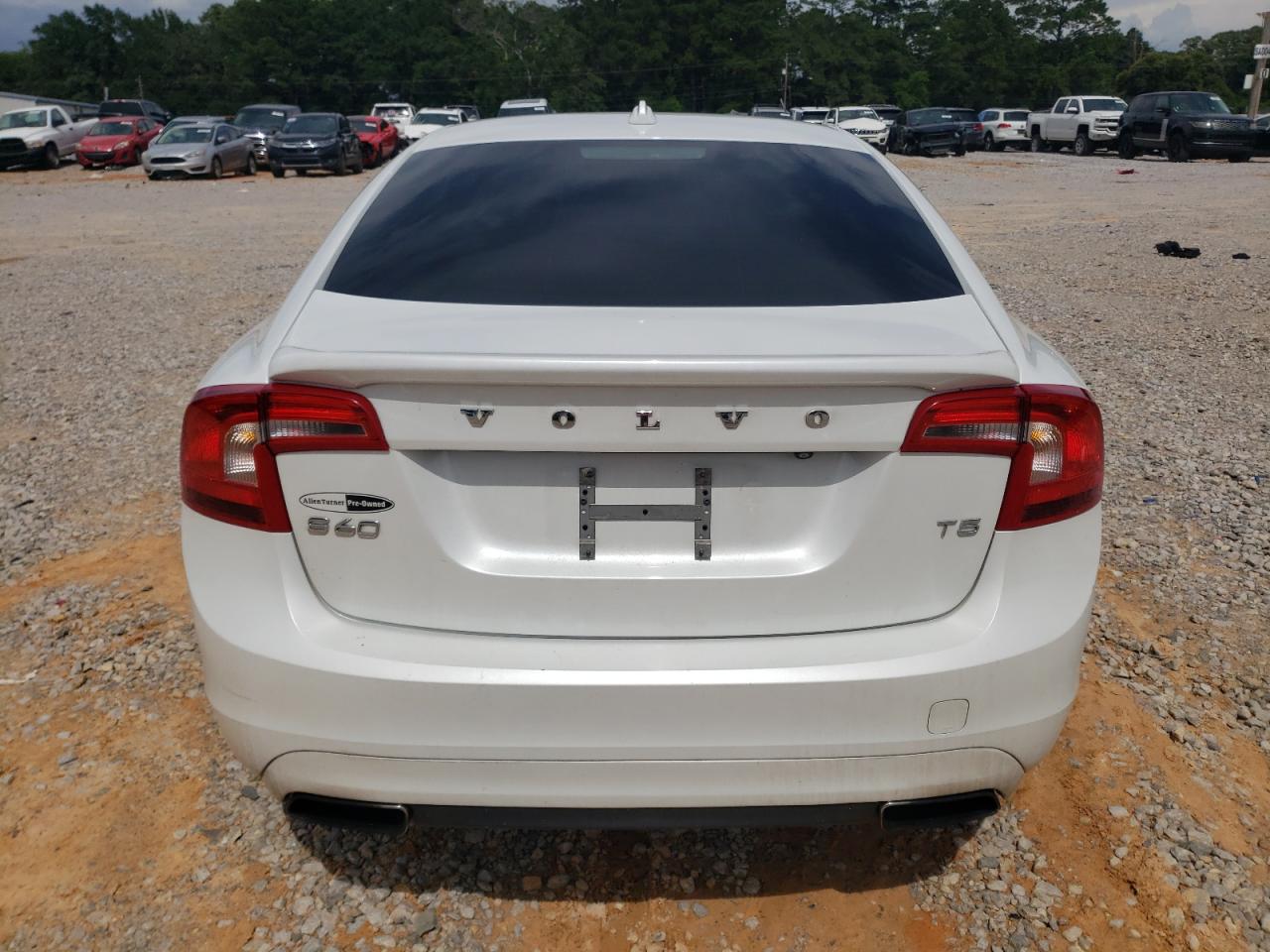 2015 Volvo S60 Platinum VIN: YV140MFM0F2355504 Lot: 60310125