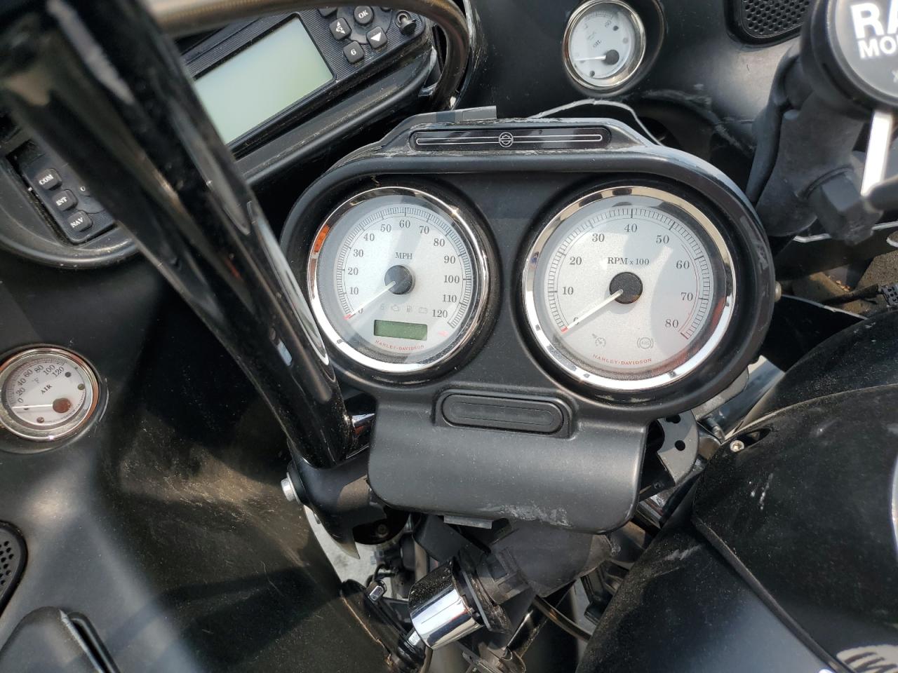 2011 Harley-Davidson Fltrx VIN: 1HD1KHM10BB669987 Lot: 59218865