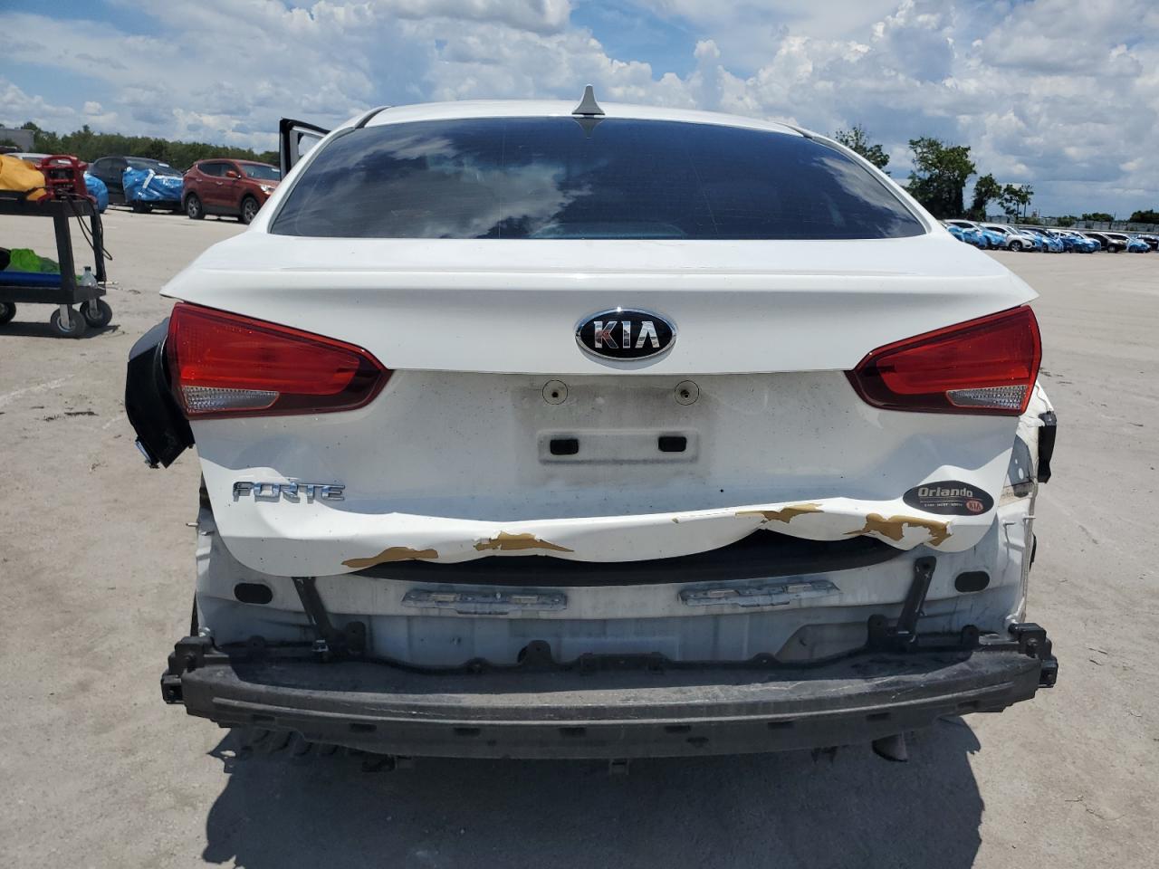 2017 Kia Forte Lx VIN: 3KPFK4A78HE071313 Lot: 62815015
