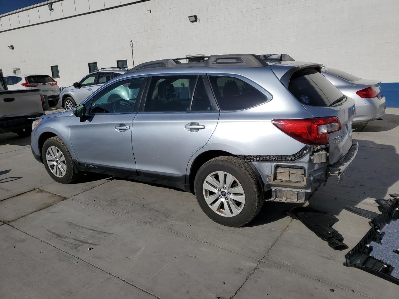 SUBARU OUTBACK 2016 VIN 4S4BSAFC4G3270136 photo 2