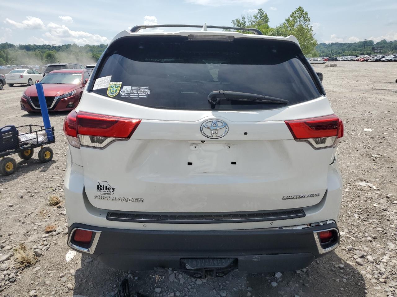 TOYOTA HIGHLANDER 2018 VIN 5TDDZRFH5JS887392 zdjęcie 6