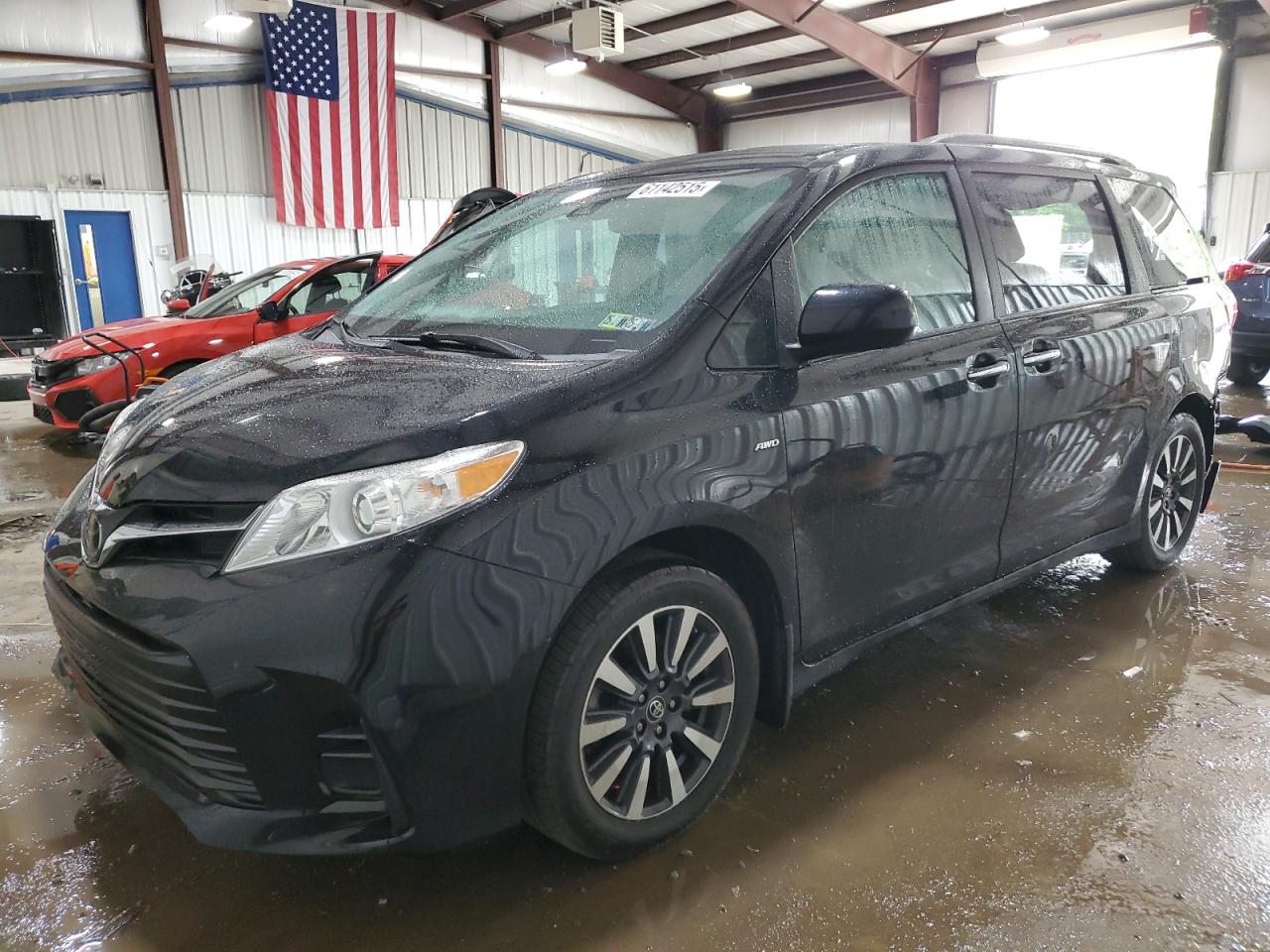 2020 Toyota Sienna Le na sprzedaż w West Mifflin, PA - Rear End