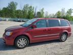 2015 Chrysler Town & Country Touring за продажба в Leroy, NY - Front End