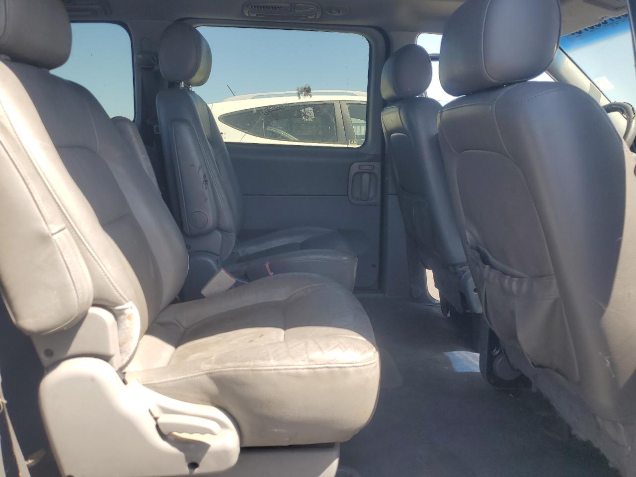 2002 Kia Sedona Ex VIN: KNDUP131526310930 Lot: 60783675