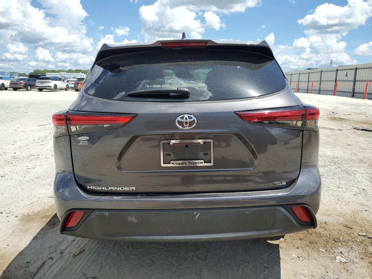 2022 Toyota Highlander Xle VIN: 5TDGZRAH4NS124953 Lot: 62035125