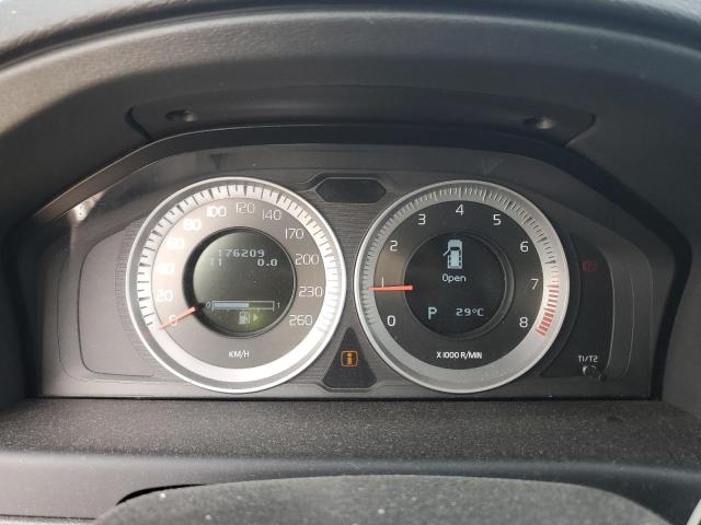 2011 VOLVO XC70 3.2  