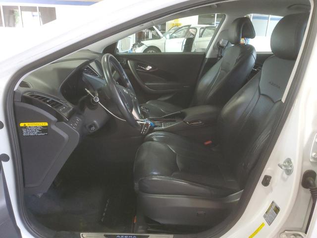 Sedans HYUNDAI AZERA 2016 Biały