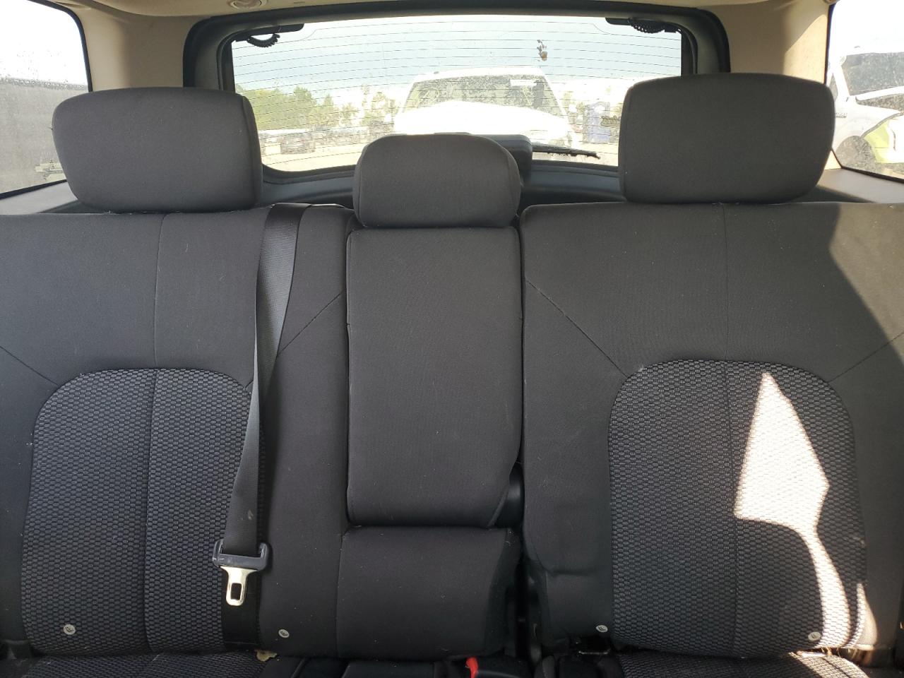 2007 Mitsubishi Endeavor Ls VIN: 4A4MM21S07E055670 Lot: 60722385