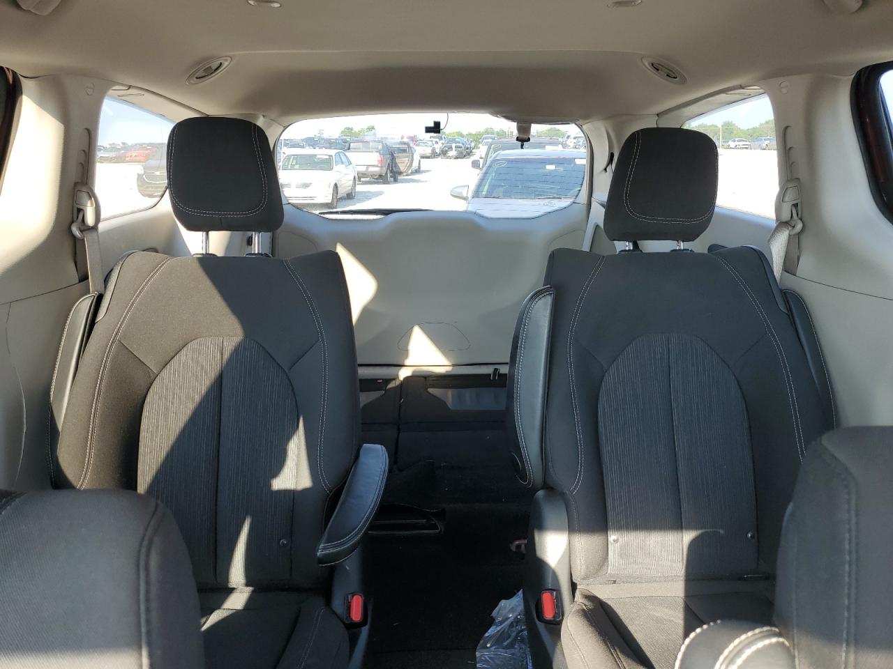 2021 Chrysler Voyager Lx VIN: 2C4RC1CGXMR534762 Lot: 61989265