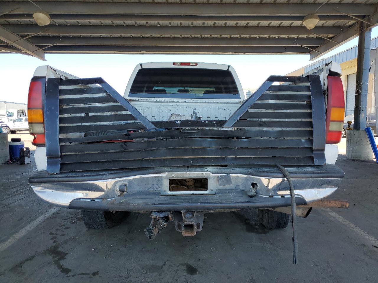 2005 GMC New Sierra K3500 VIN: 1GTHK33265F896451 Lot: 62533195