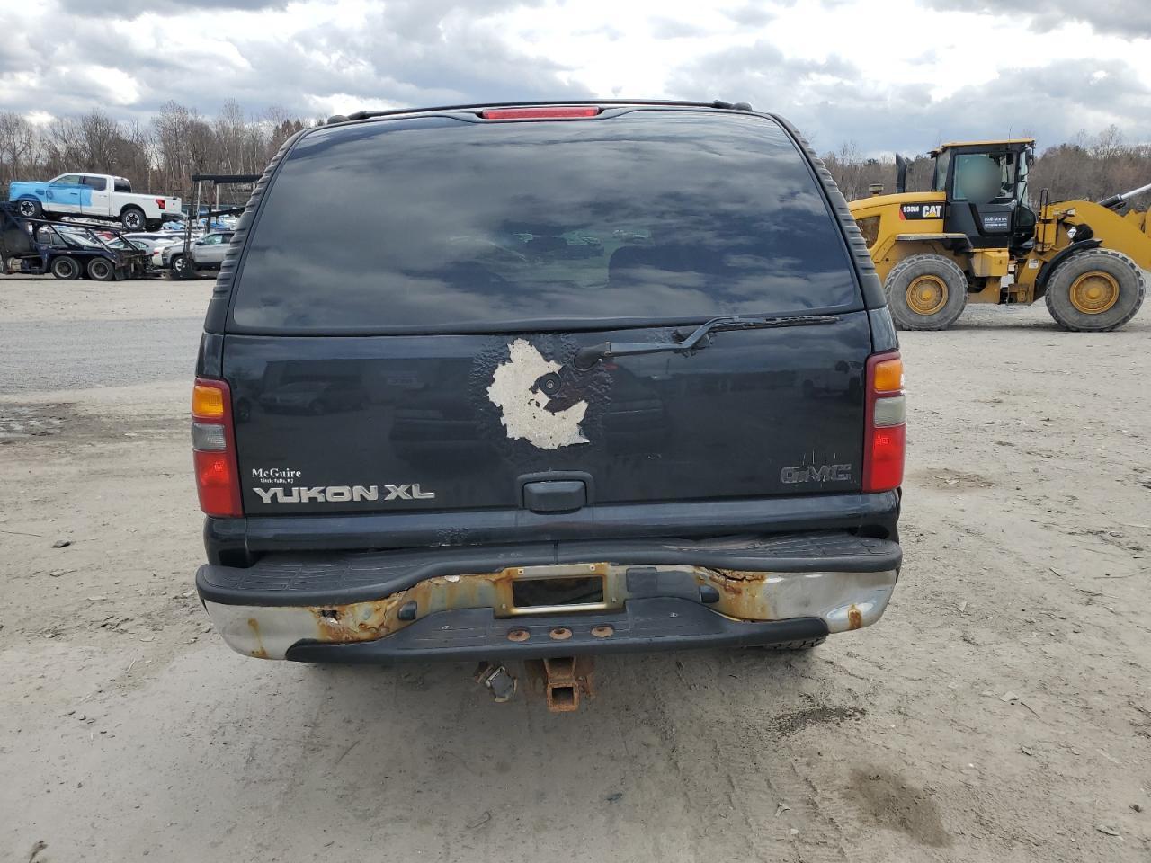 2002 GMC Yukon Xl K1500 VIN: 3GKFK16Z92G180260 Lot: 59848285