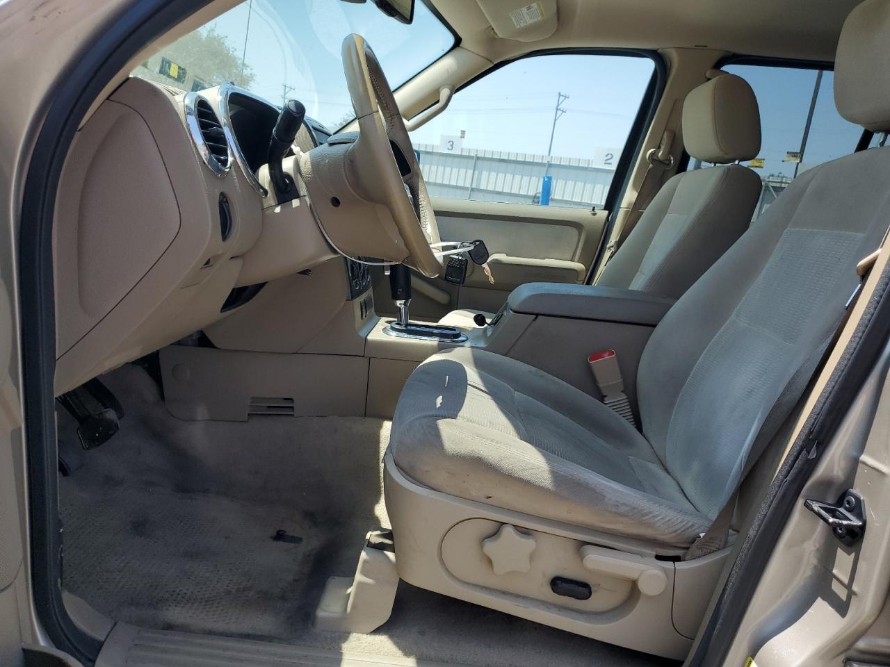 2007 Ford Explorer Xlt VIN: 1FMEU63E77UA85678 Lot: 62417535