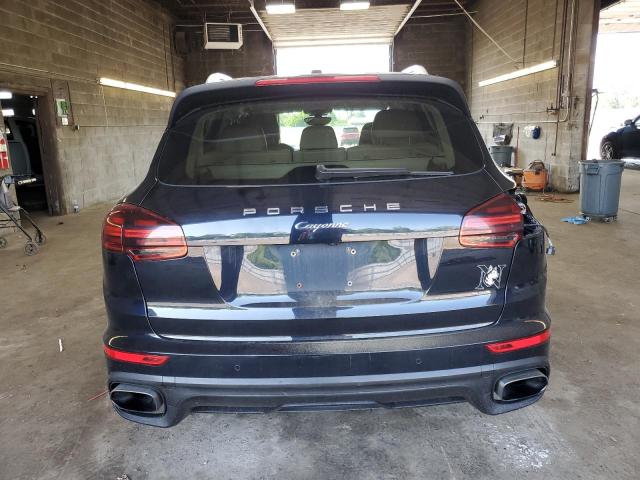  PORSCHE CAYENNE 2016 Granatowy