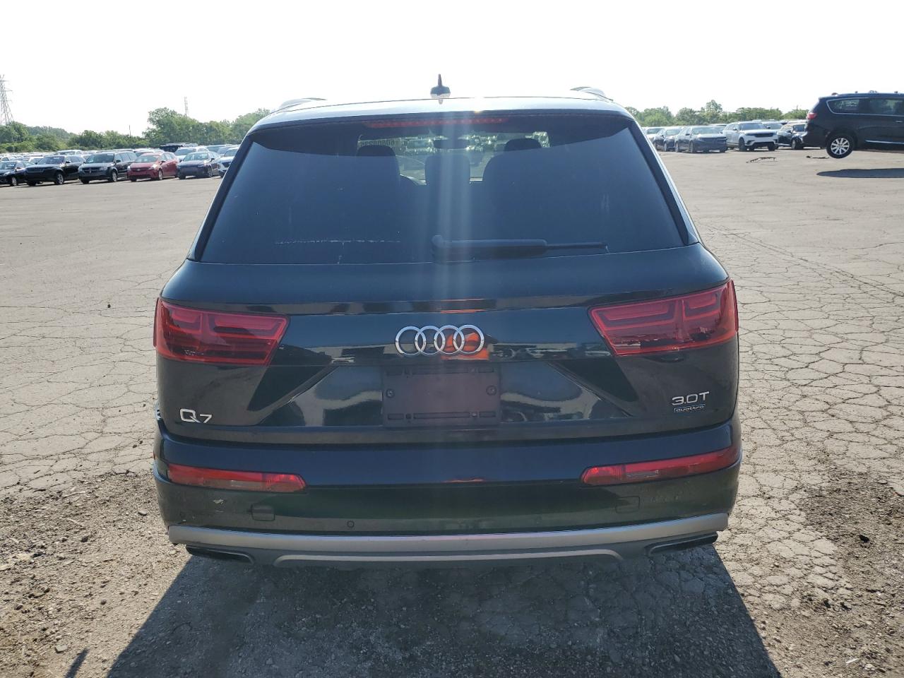 2017 Audi Q7 Premium Plus VIN: WA1LAAF77HD042846 Lot: 60808235