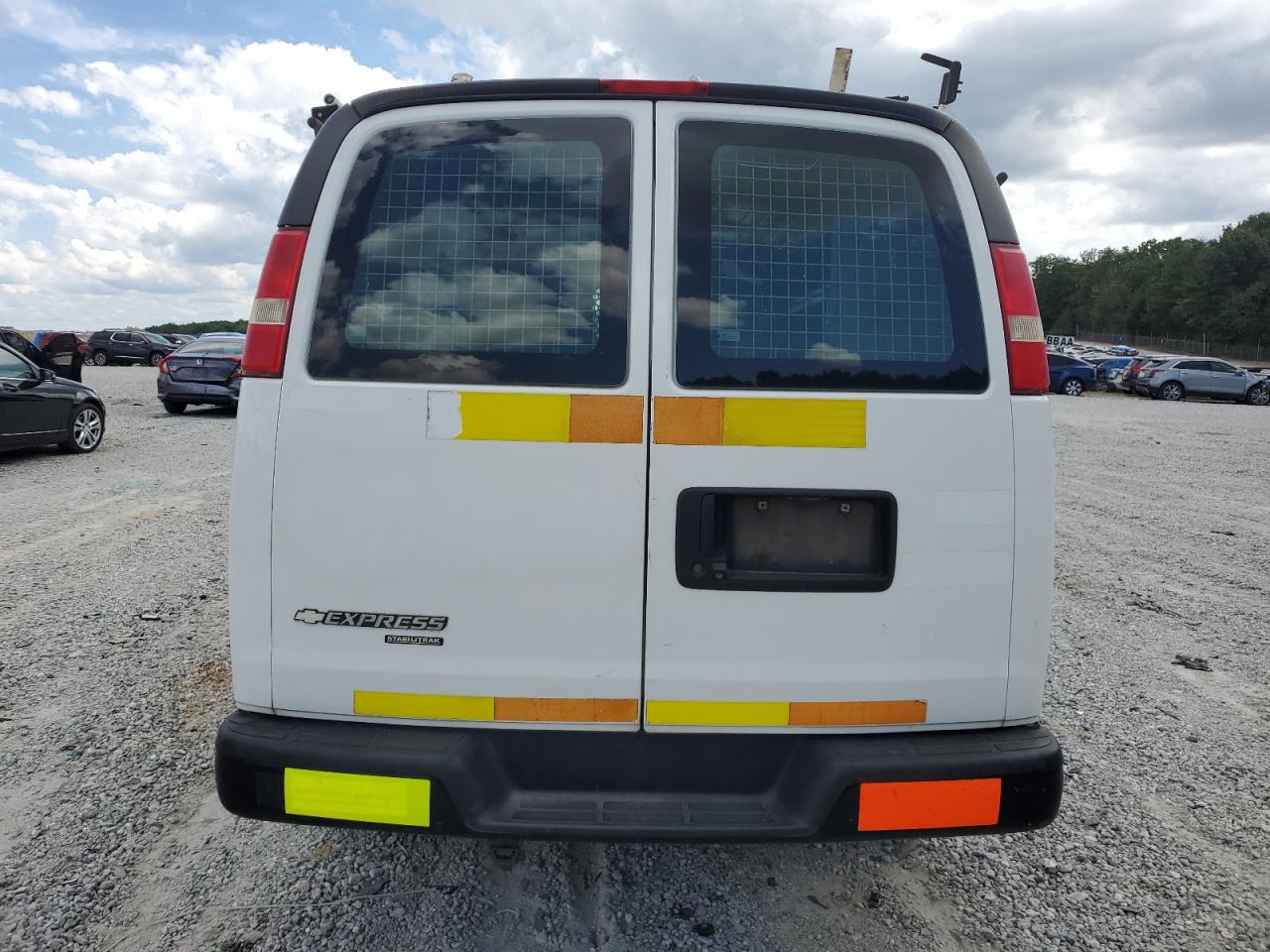 2015 Chevrolet Express G2500 VIN: 1GCWGFCFXF1230740 Lot: 60415655