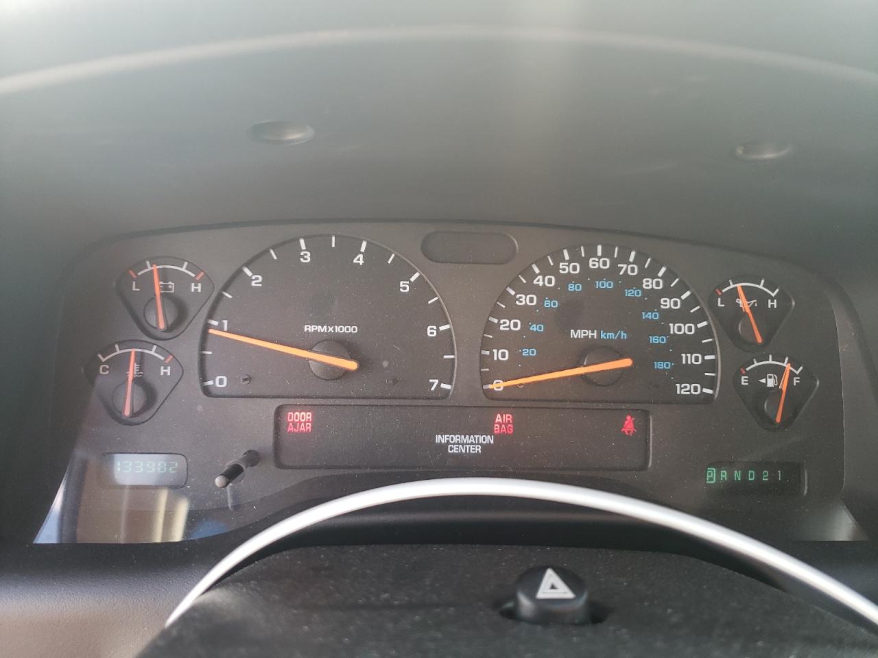 2002 Dodge Dakota Quad Sport VIN: 1B7HG38N82S517165 Lot: 61051735
