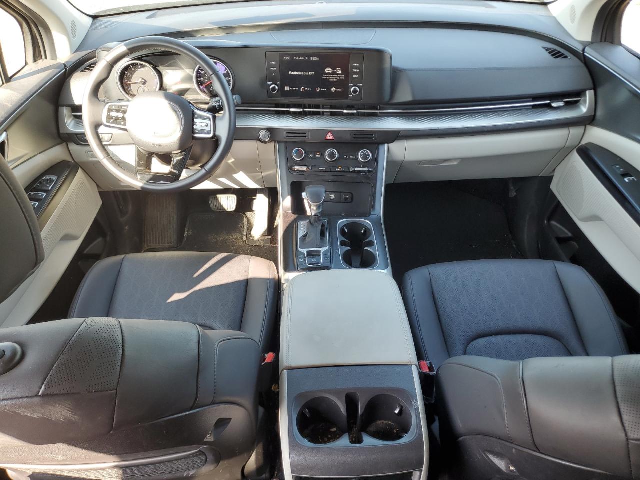 2024 Kia Carnival Lx VIN: KNDNB4H34R6392495 Lot: 60256835
