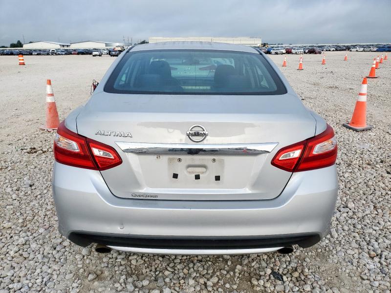  NISSAN ALTIMA 2017 Srebrny