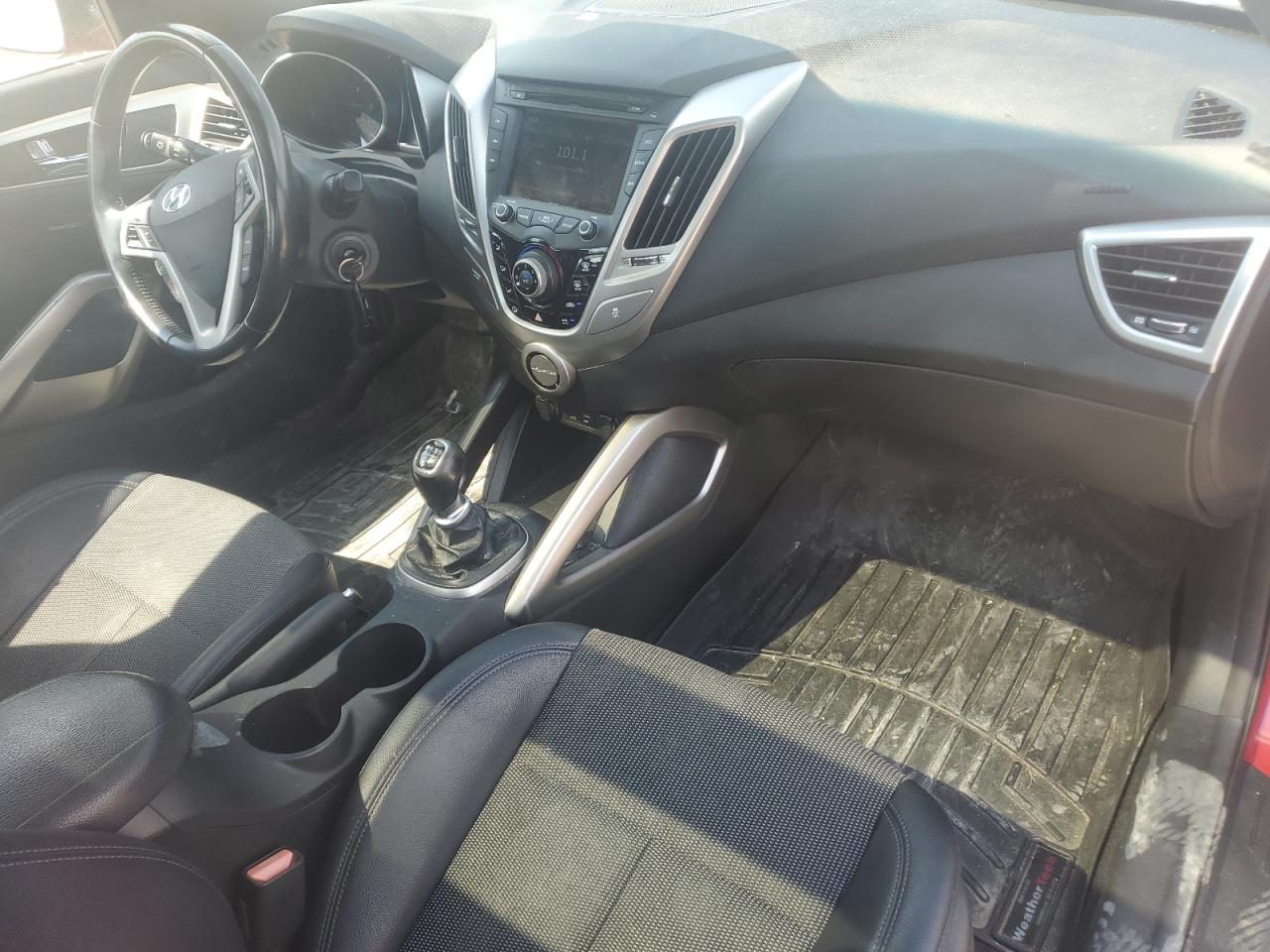 2016 Hyundai Veloster VIN: KMHTC6AD6GU298027 Lot: 61633265