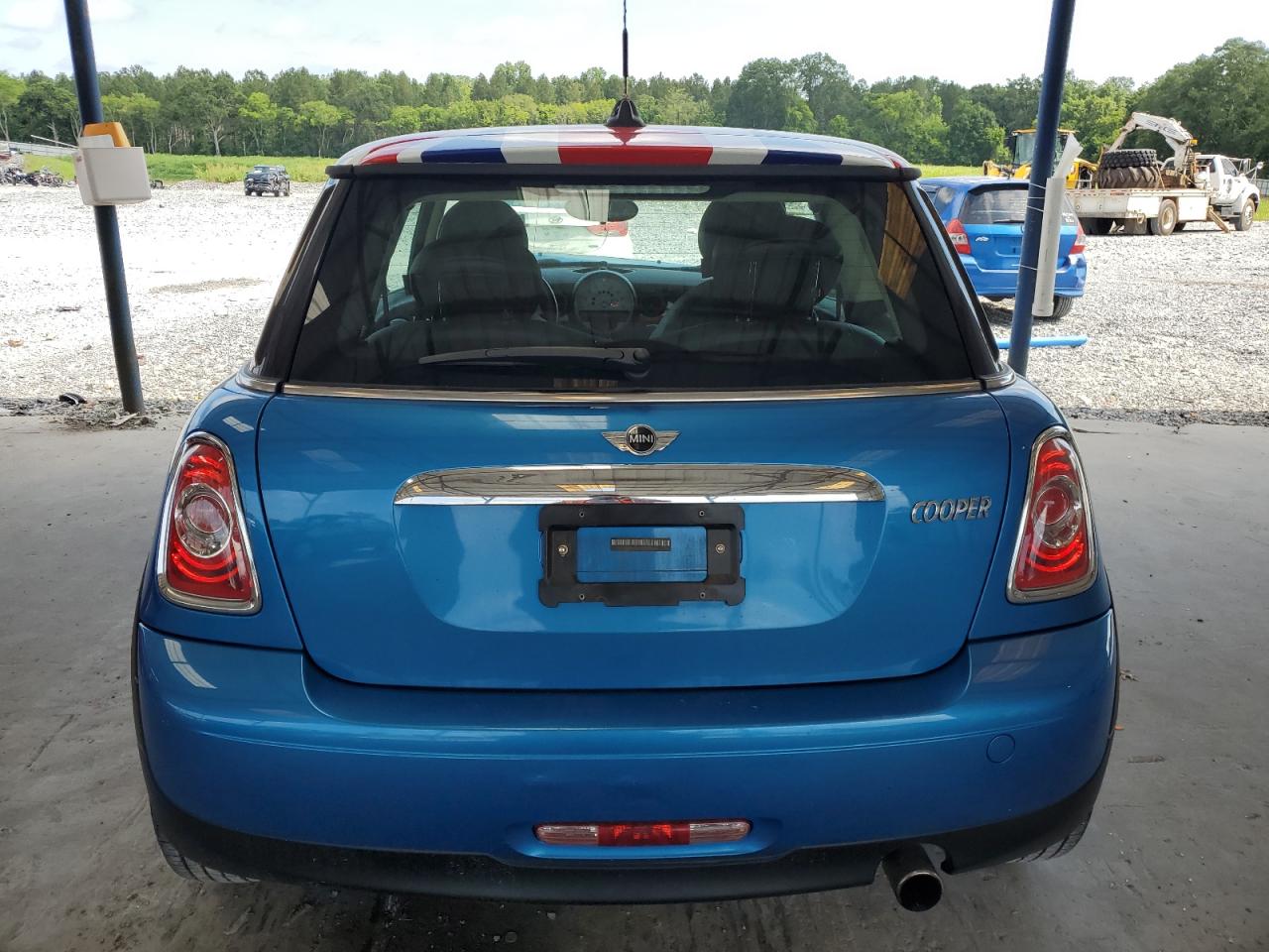 2011 Mini Cooper VIN: WMWSU3C52BT252207 Lot: 62735905