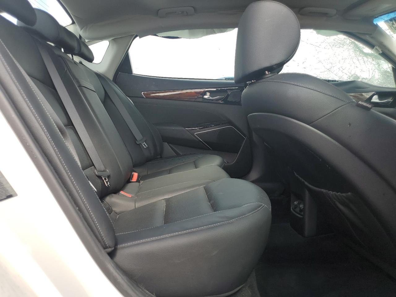 2017 Kia Cadenza Premium VIN: KNALC4J17H5093730 Lot: 60265215