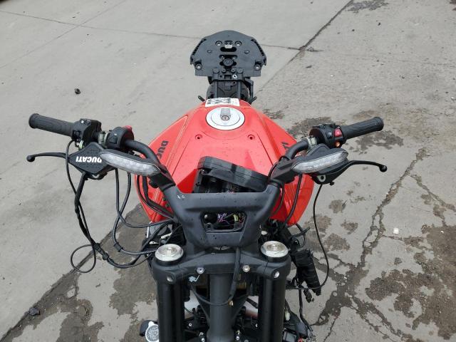  DUCATI DIAVEL V4 2023 Красный