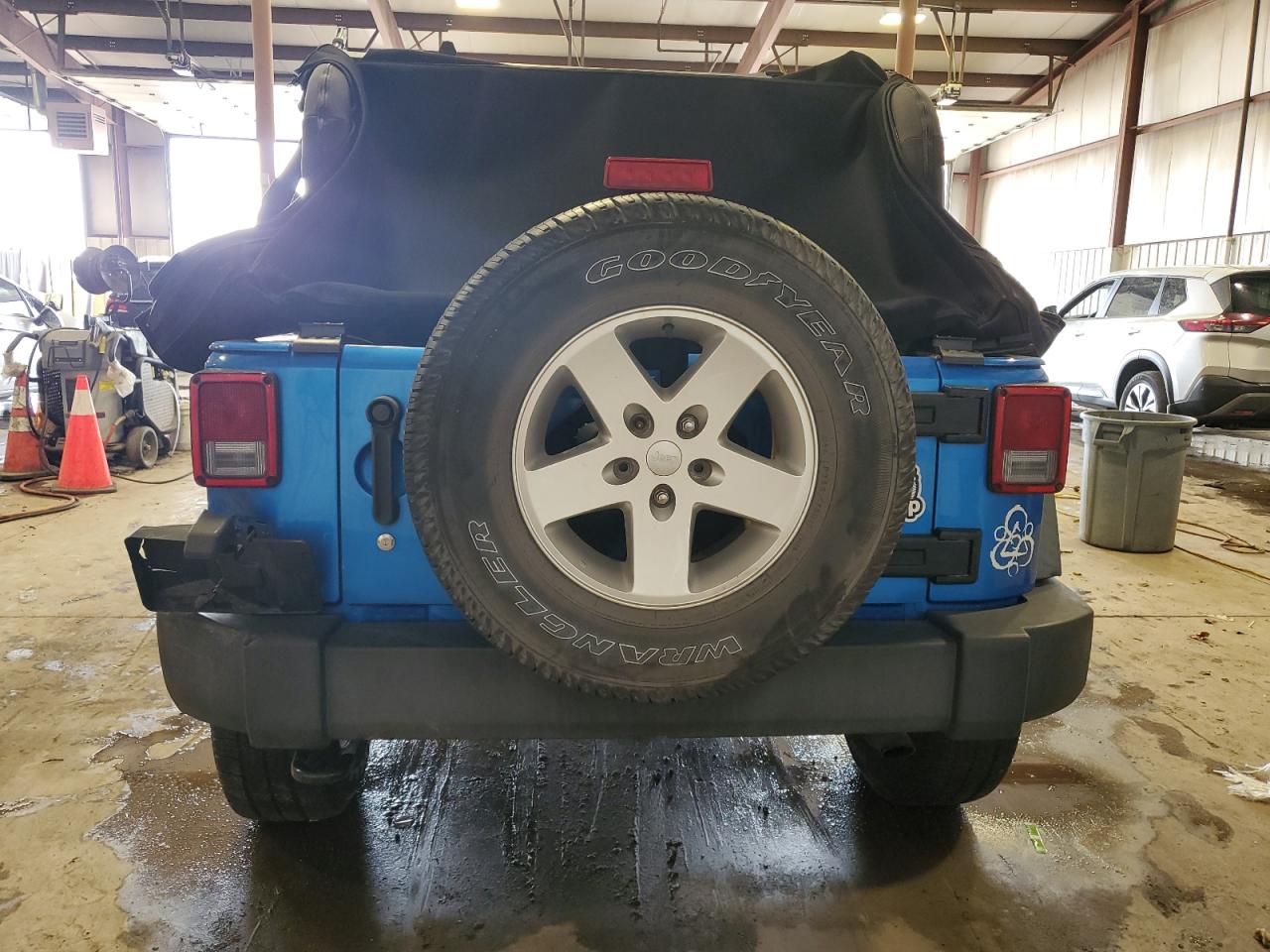 2015 Jeep Wrangler Sport VIN: 1C4AJWAG7FL520090 Lot: 62756975