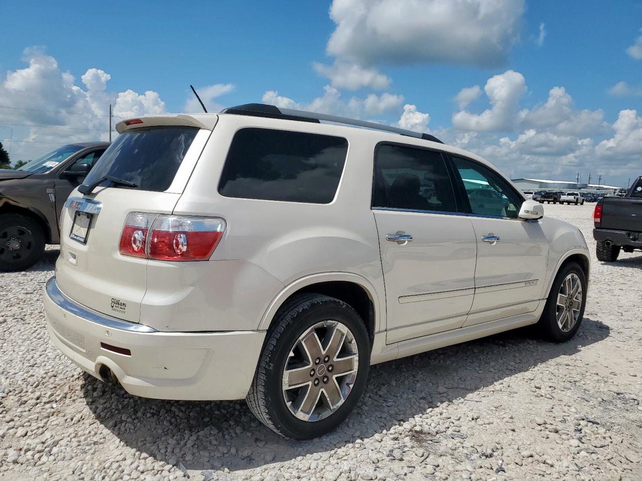 GMC ACADIA DEN 2011 VIN 1GKKRTED7BJ355972 zdjęcie 3