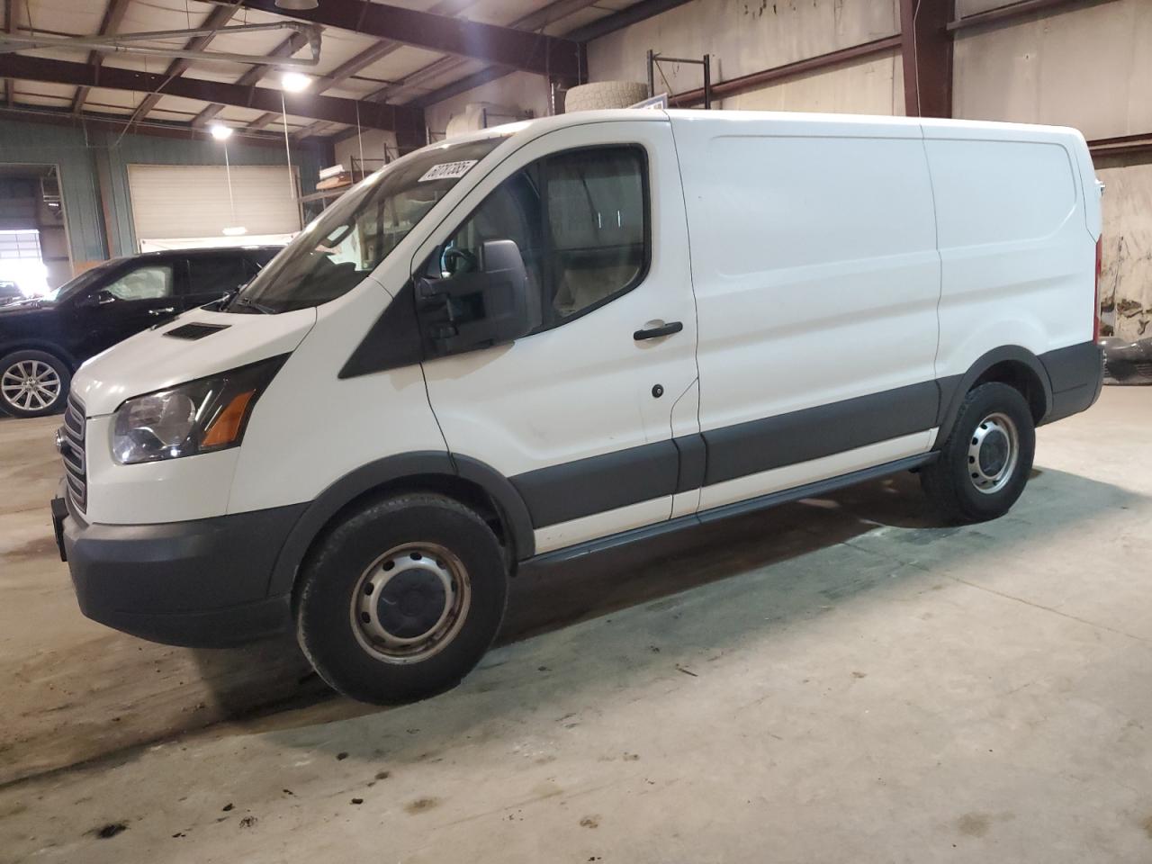 2018 Ford Transit T-250 zu verkaufen in Eldridge, IA - Rear End