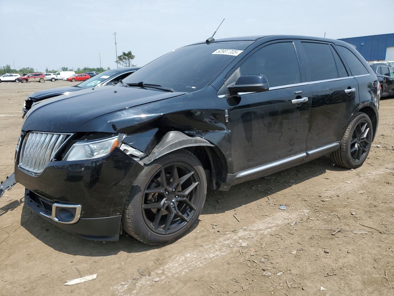2011 Lincoln Mkx na sprzedaż w Woodhaven, MI - Front End