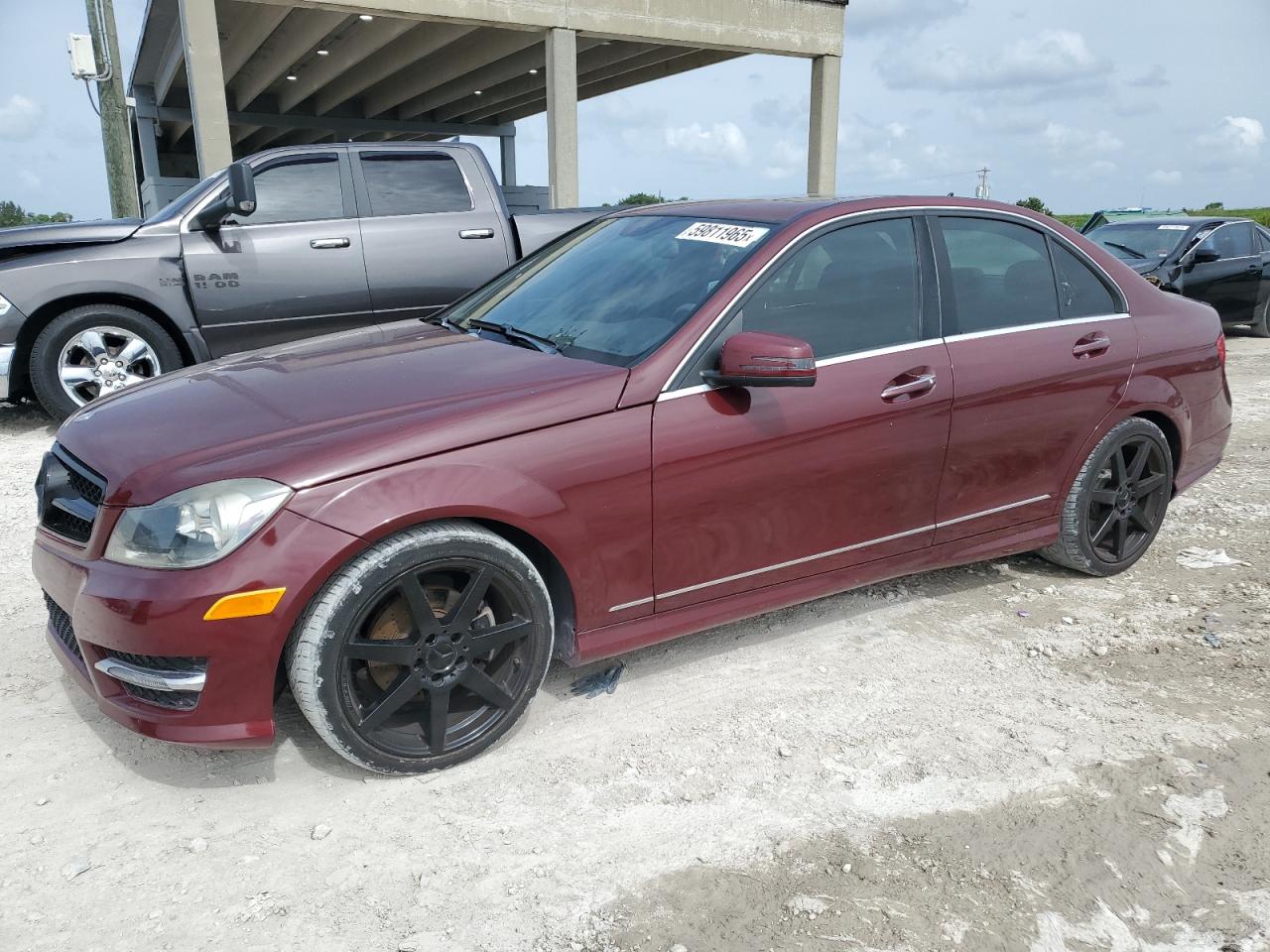 2014 Mercedes-Benz C 250