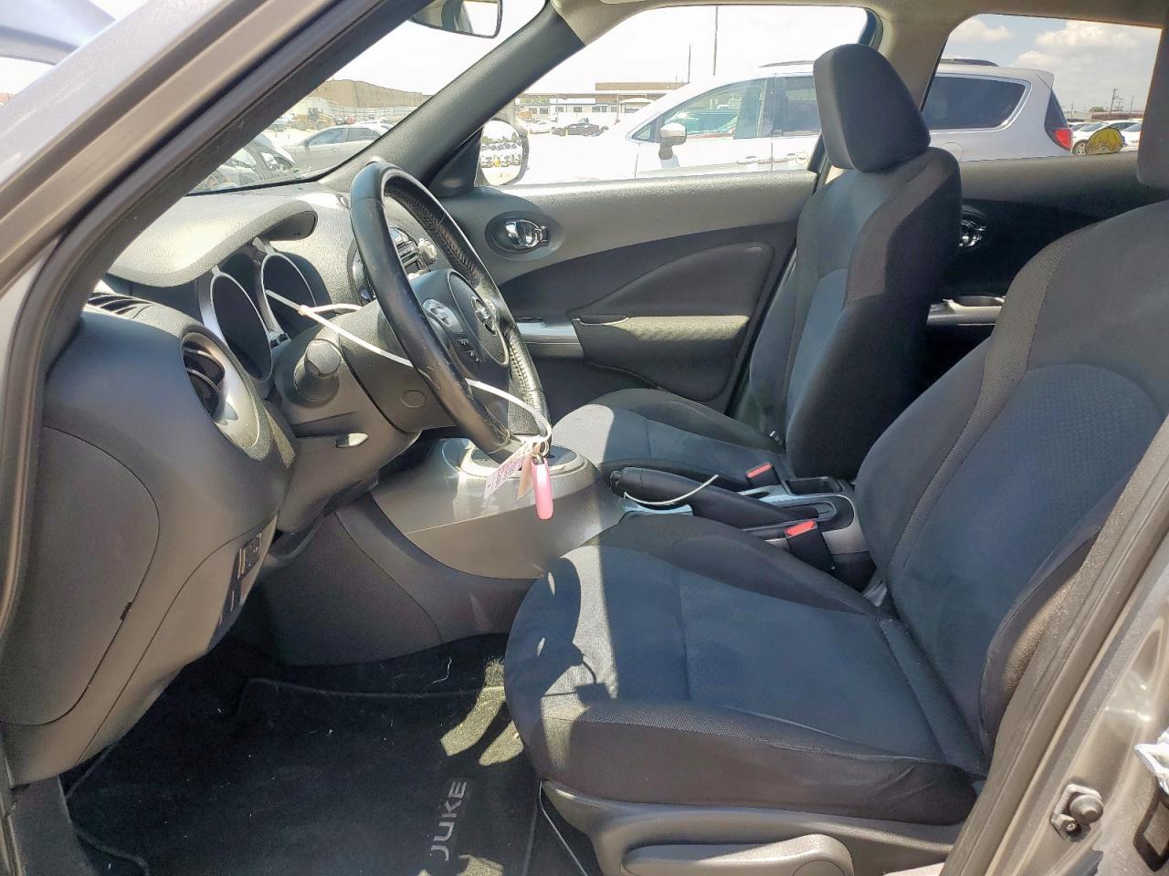 2014 Nissan Juke S VIN: JN8AF5MR8ET451650 Lot: 60679575