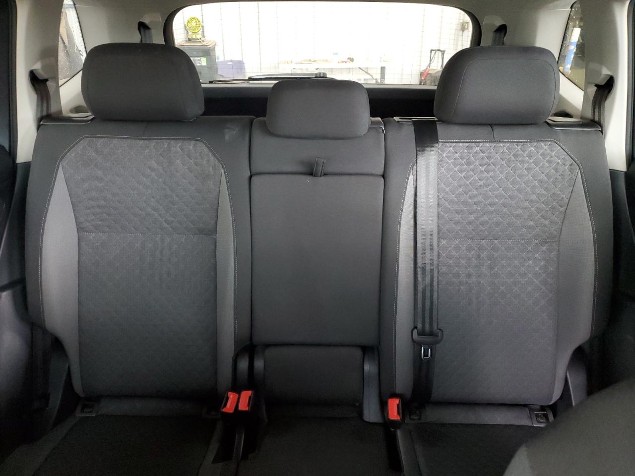 Фото: 3VV1B7AX7LM044583 - 10