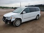 2016 Chrysler Town & Country Touring zu verkaufen in Colorado Springs, CO - Front End