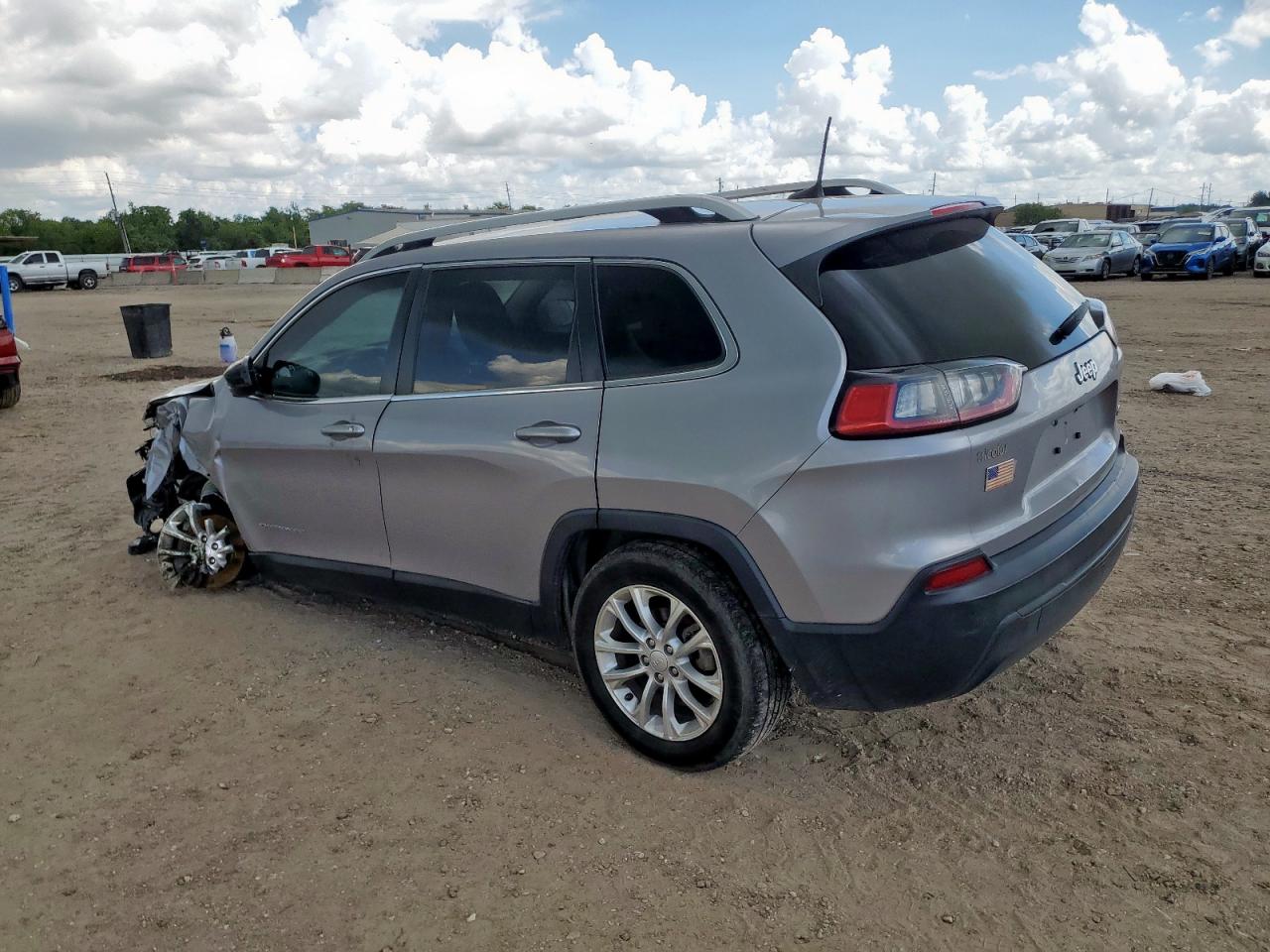 JEEP GRAND CHER 2019 VIN 1C4PJLCB2KD381145 фото 2