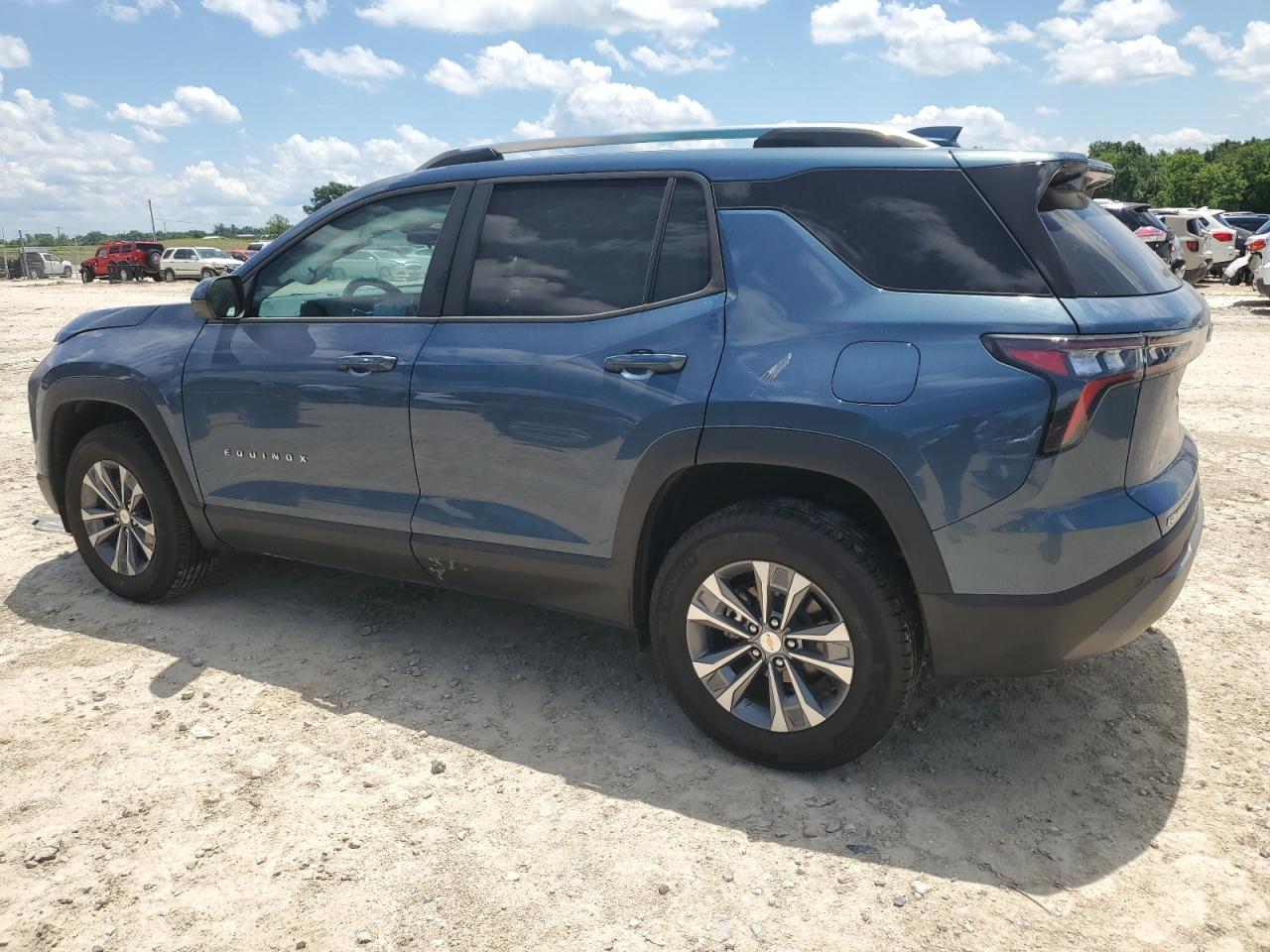 CHEVROLET EQUINOX 2025 VIN 3GNAXPEG7SL273982 photo 2