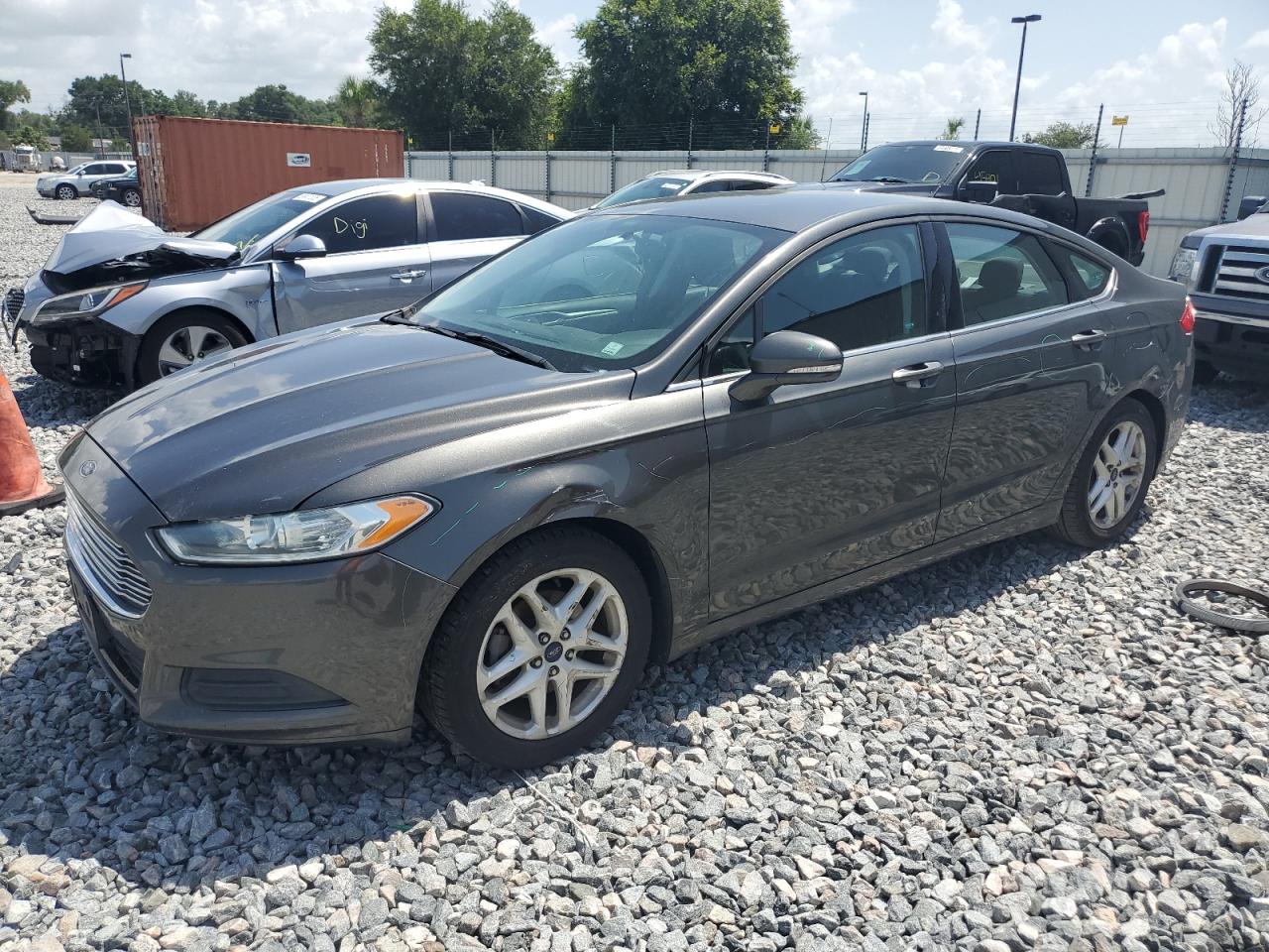 2016 Ford Fusion Se للبيع في Apopka، FL - Rear End