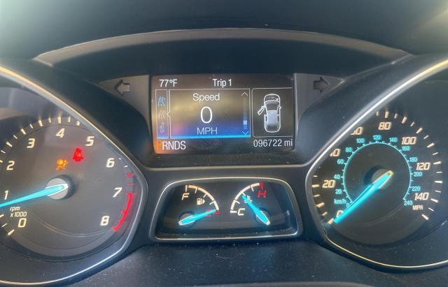 Parquets FORD ESCAPE 2016 Czerwony
