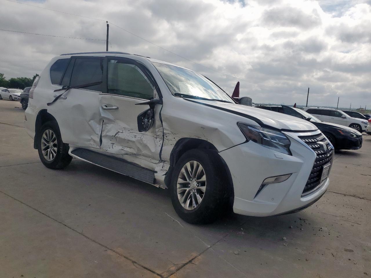 LEXUS GX 2020 VIN JTJAM7BX7L5253414 photo 4