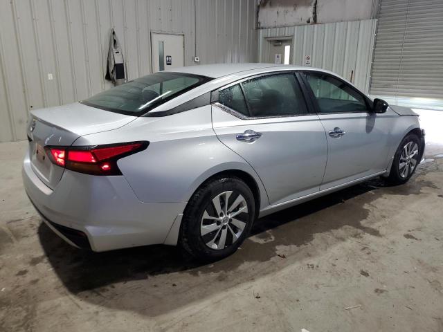  NISSAN ALTIMA 2024 Srebrny