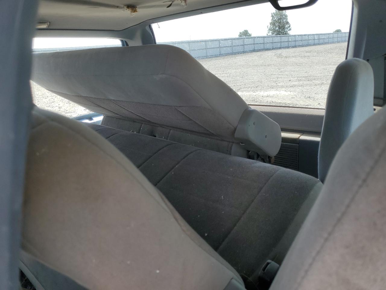 1996 Ford Bronco Ii VIN: 1FMCU14T8LUA08609 Lot: 61144575