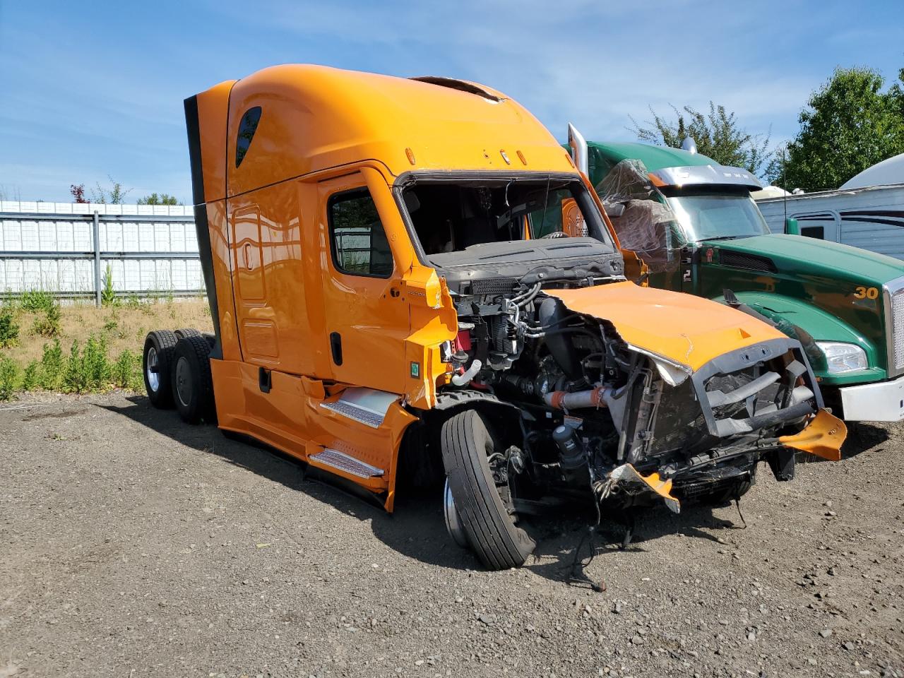 2023 Freightliner Cascadia 126 Semi Truck for Sale in Woodburn, OR - All Over
